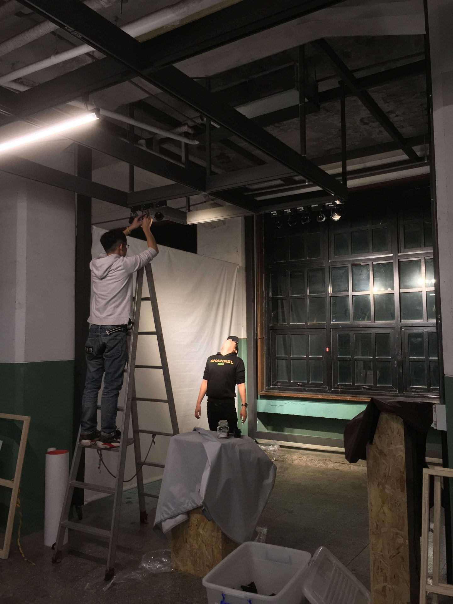 寶宥是一群企劃、設計、影像、硬體技術人員的集合，統籌整合您活動上一切的需求，是您活動上最可靠的選擇