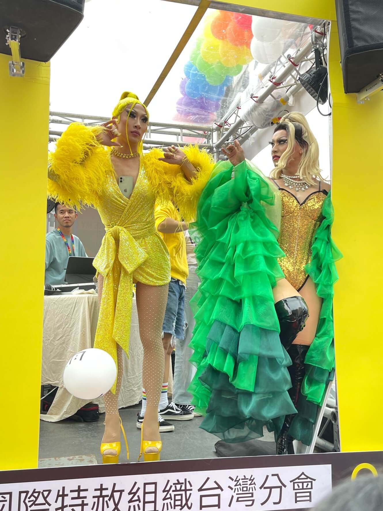 寶宥是一群企劃、設計、影像、硬體技術人員的集合，統籌整合您活動上一切的需求，是您活動上最可靠的選擇