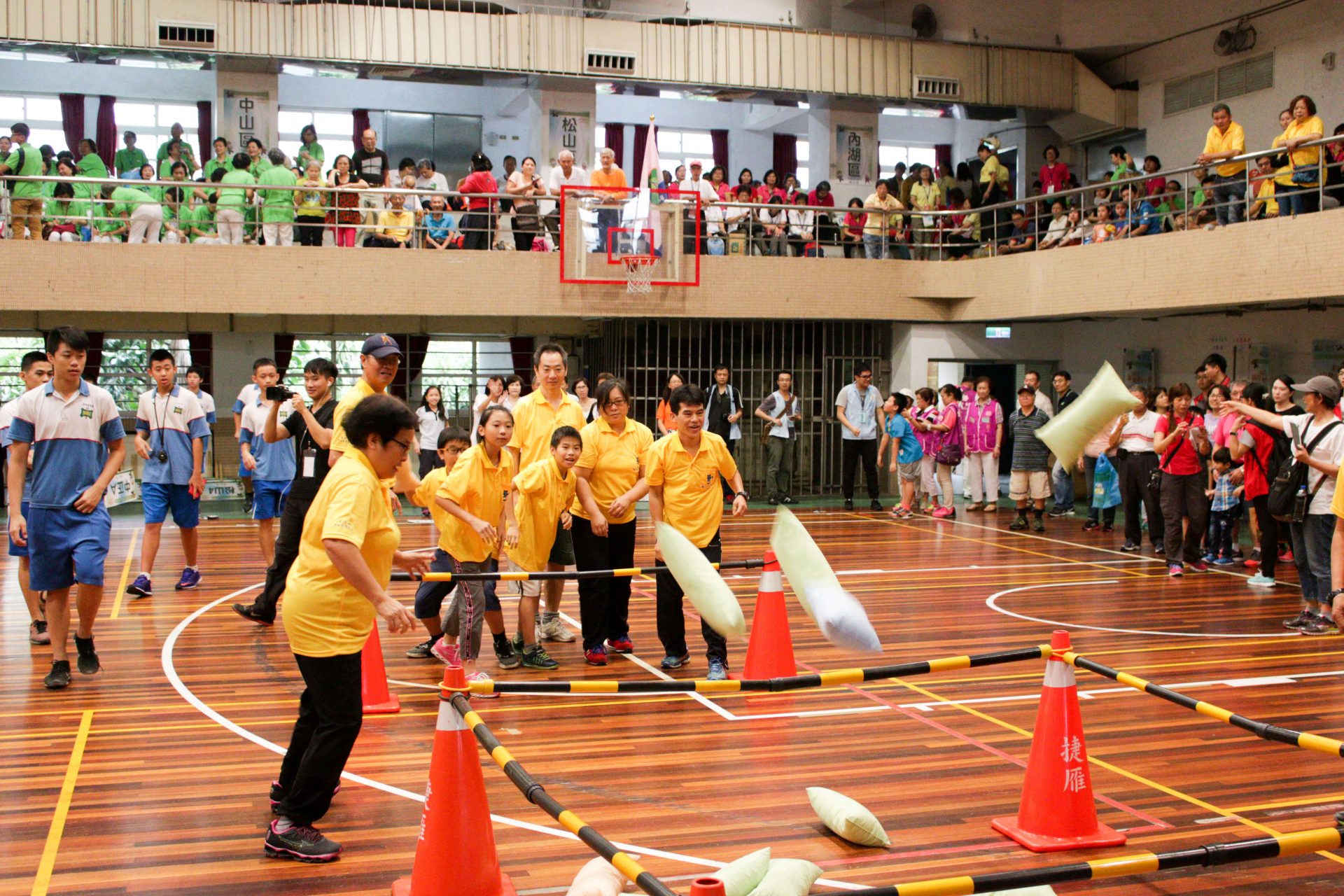 寶宥是一群企劃、設計、影像、硬體技術人員的集合，統籌整合您活動上一切的需求，是您活動上最可靠的選擇