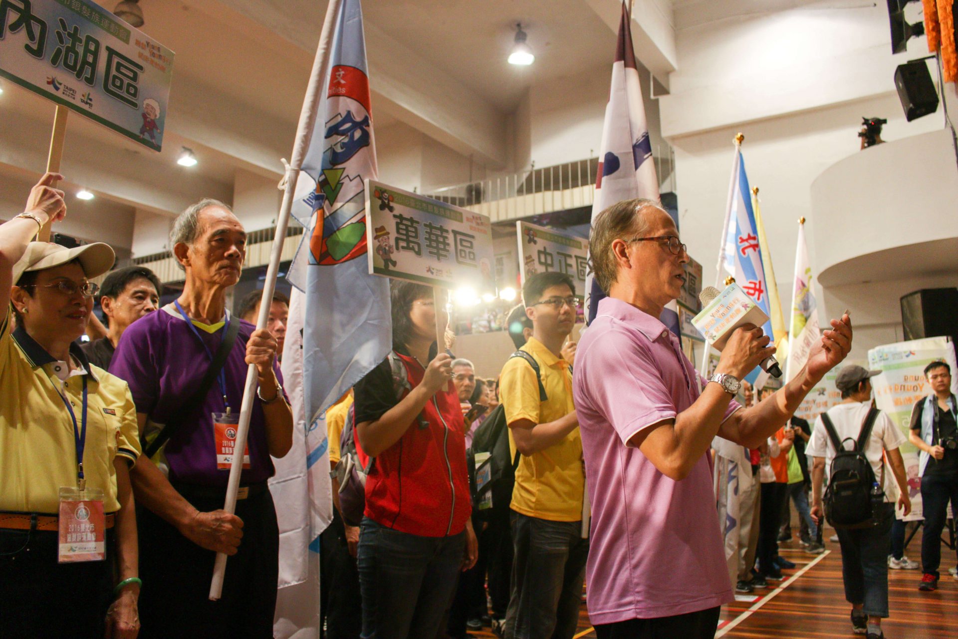 寶宥是一群企劃、設計、影像、硬體技術人員的集合，統籌整合您活動上一切的需求，是您活動上最可靠的選擇