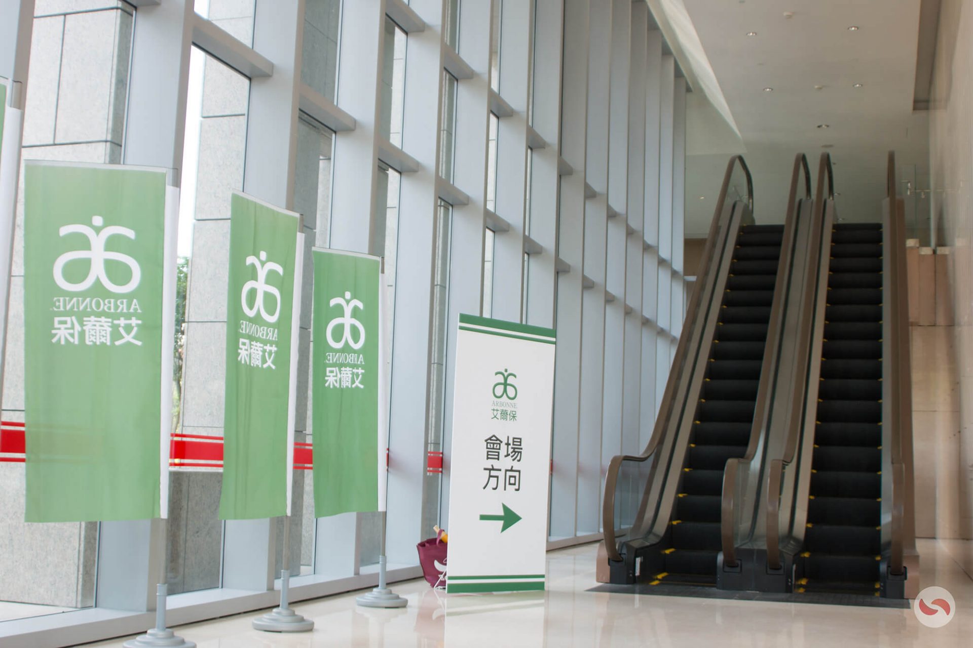 寶宥是一群企劃、設計、影像、硬體技術人員的集合，統籌整合您活動上一切的需求，是您活動上最可靠的選擇