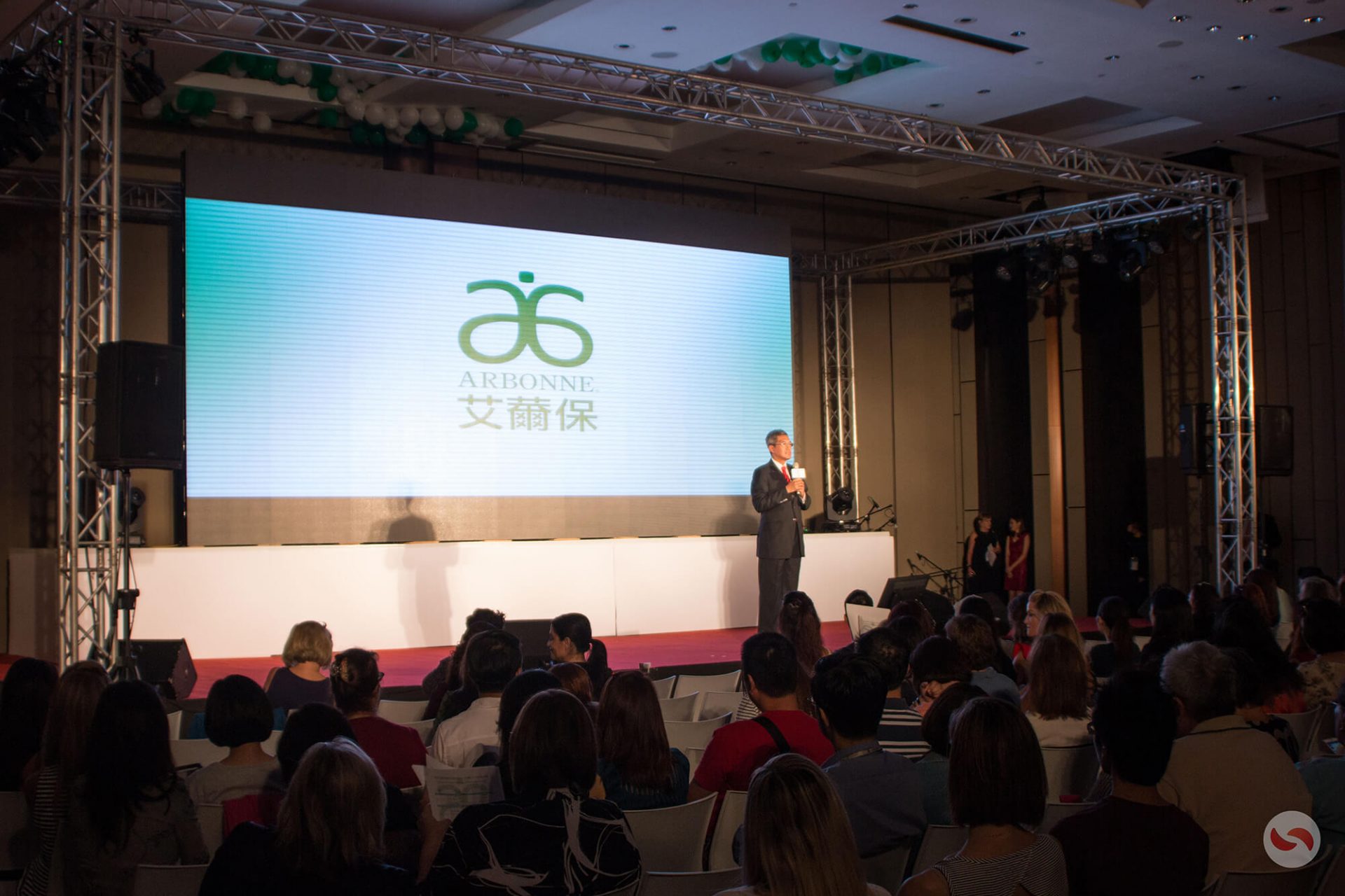 寶宥是一群企劃、設計、影像、硬體技術人員的集合，統籌整合您活動上一切的需求，是您活動上最可靠的選擇