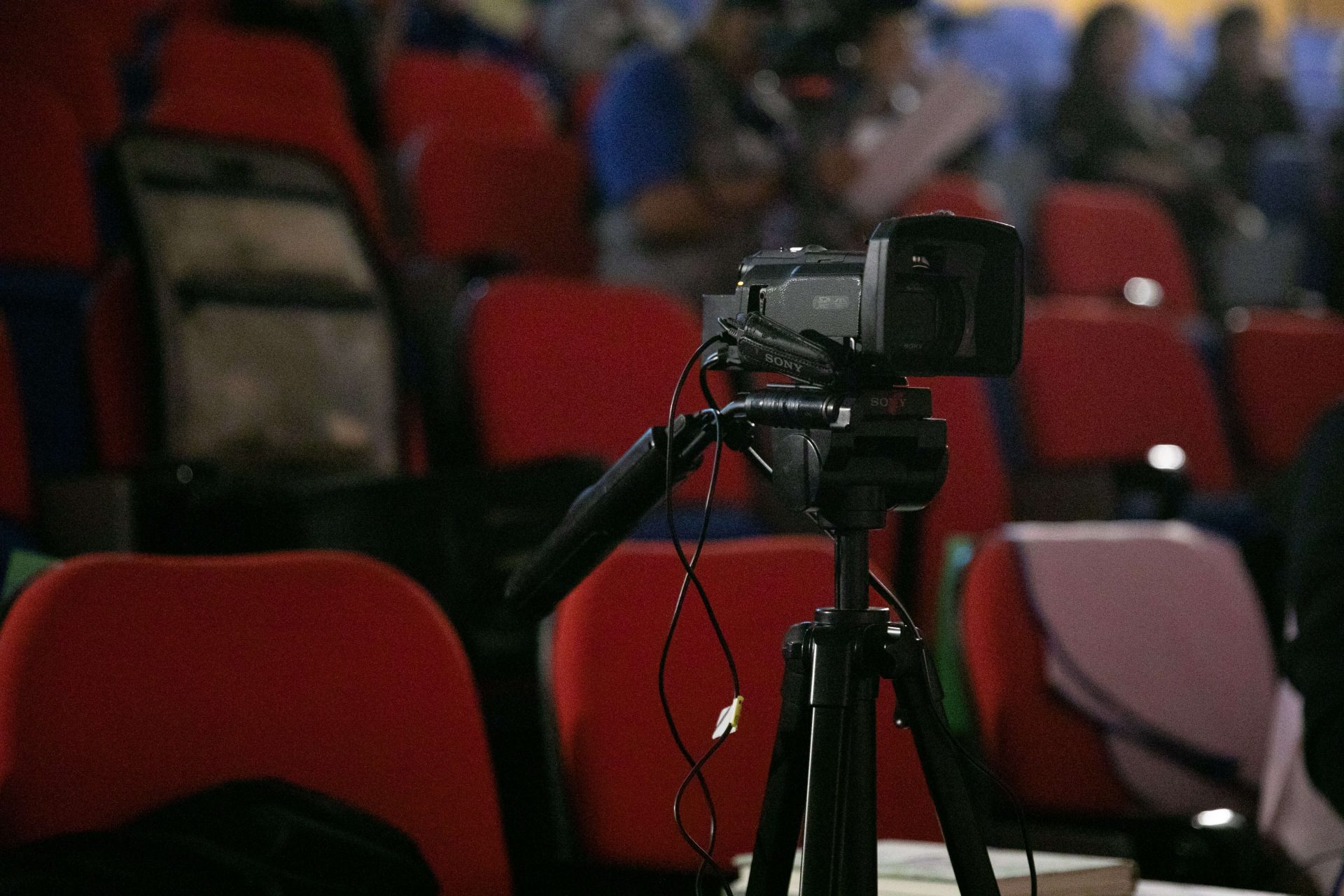 寶宥是一群企劃、設計、影像、硬體技術人員的集合，統籌整合您活動上一切的需求，是您活動上最可靠的選擇