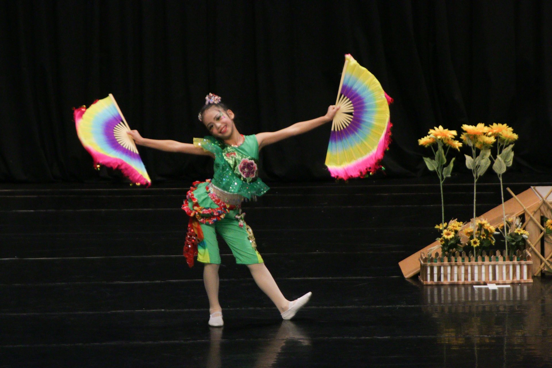 寶宥是一群企劃、設計、影像、硬體技術人員的集合，統籌整合您活動上一切的需求，是您活動上最可靠的選擇