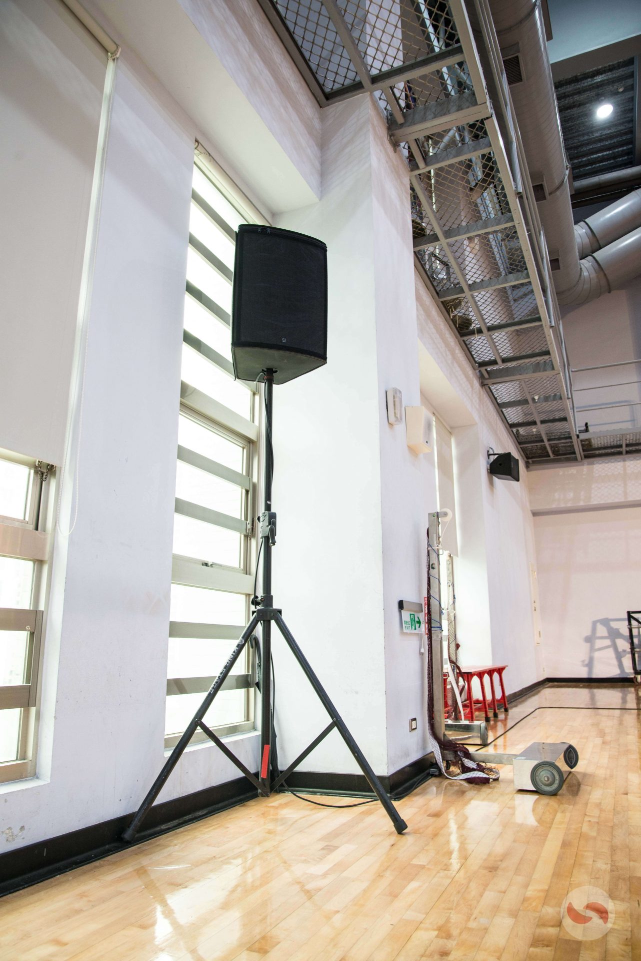 寶宥是一群企劃、設計、影像、硬體技術人員的集合，統籌整合您活動上一切的需求，是您活動上最可靠的選擇