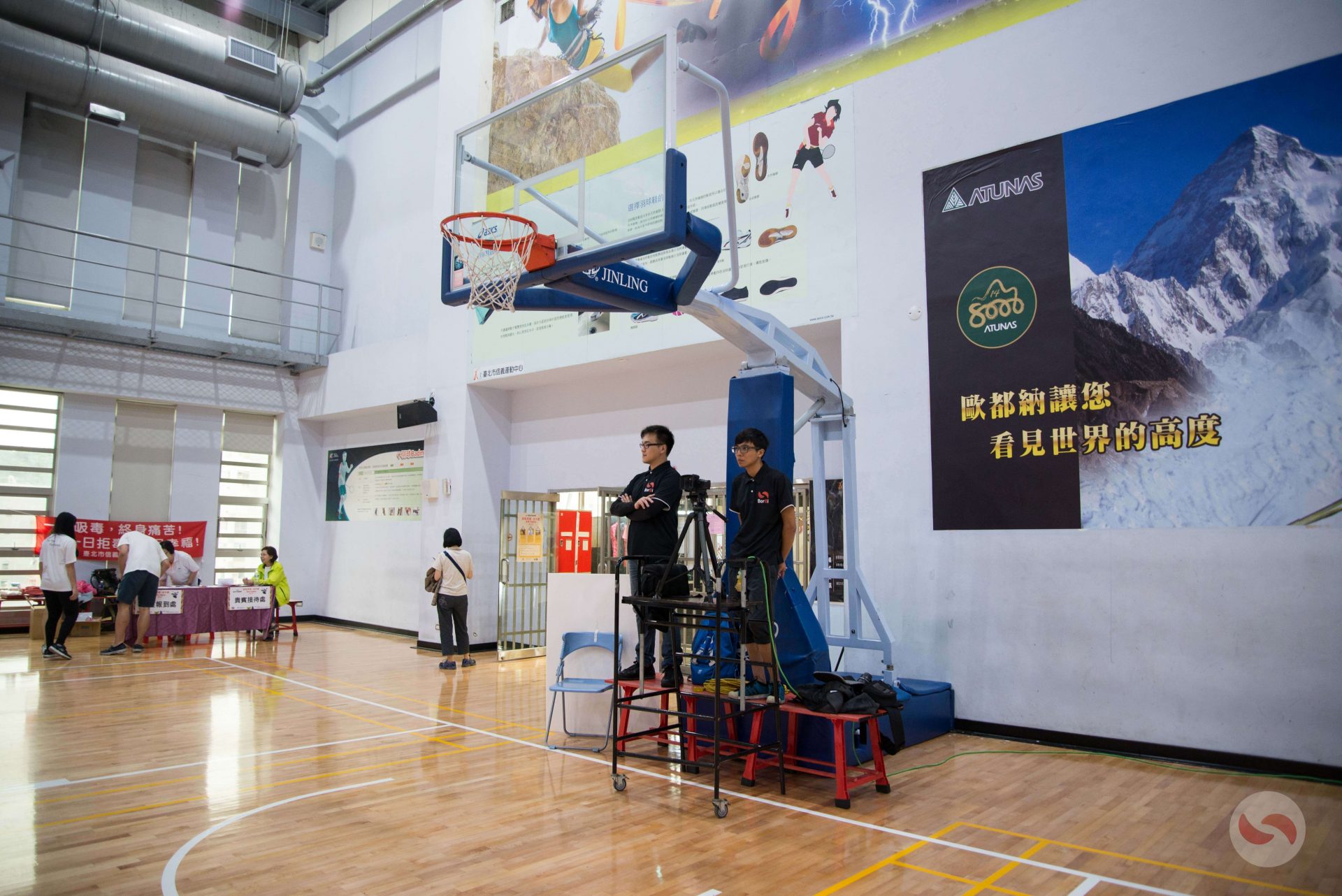 寶宥是一群企劃、設計、影像、硬體技術人員的集合，統籌整合您活動上一切的需求，是您活動上最可靠的選擇