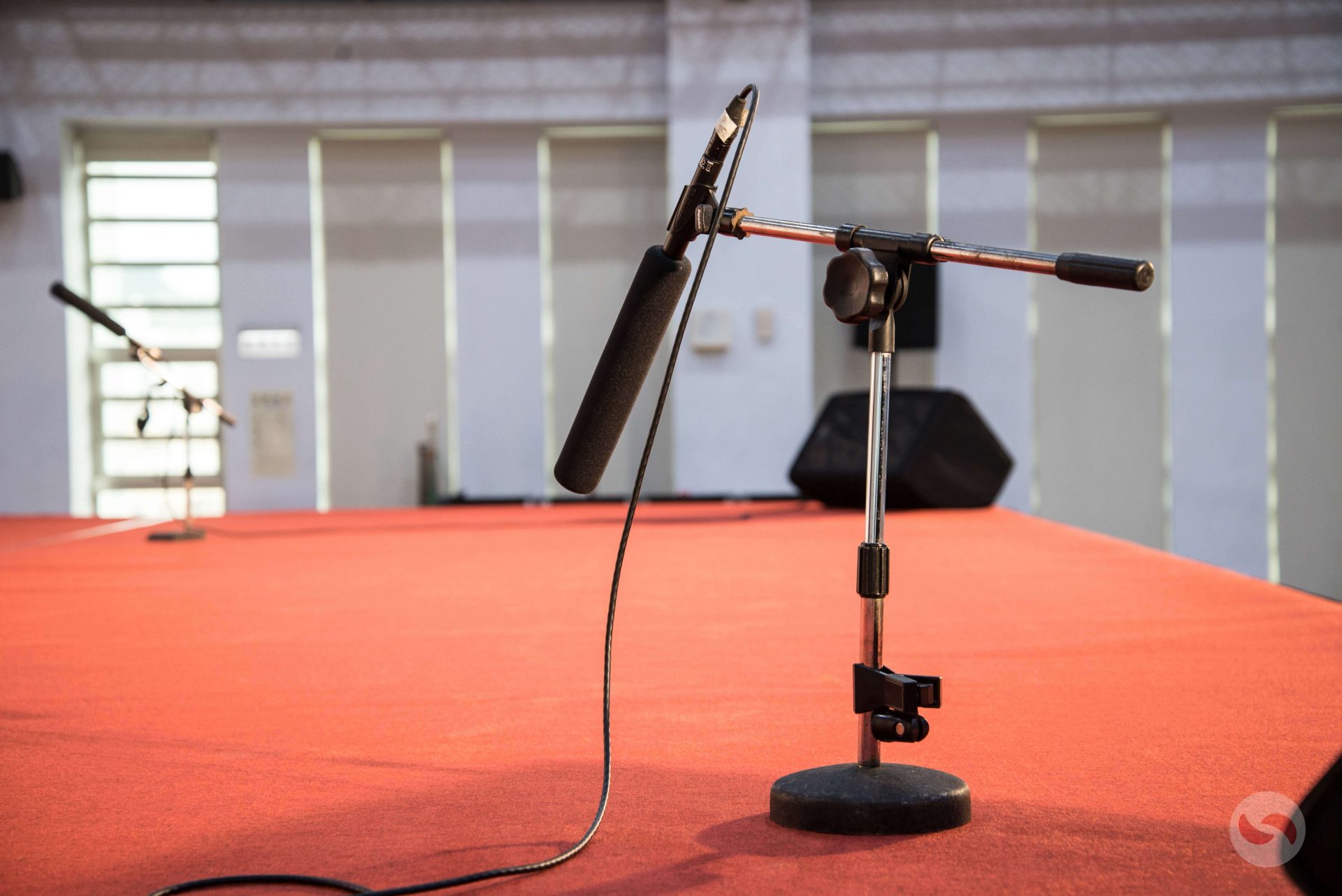 寶宥是一群企劃、設計、影像、硬體技術人員的集合，統籌整合您活動上一切的需求，是您活動上最可靠的選擇