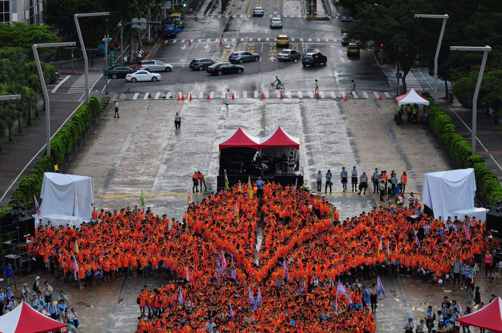寶宥是一群企劃、設計、影像、硬體技術人員的集合，統籌整合您活動上一切的需求，是您活動上最可靠的選擇