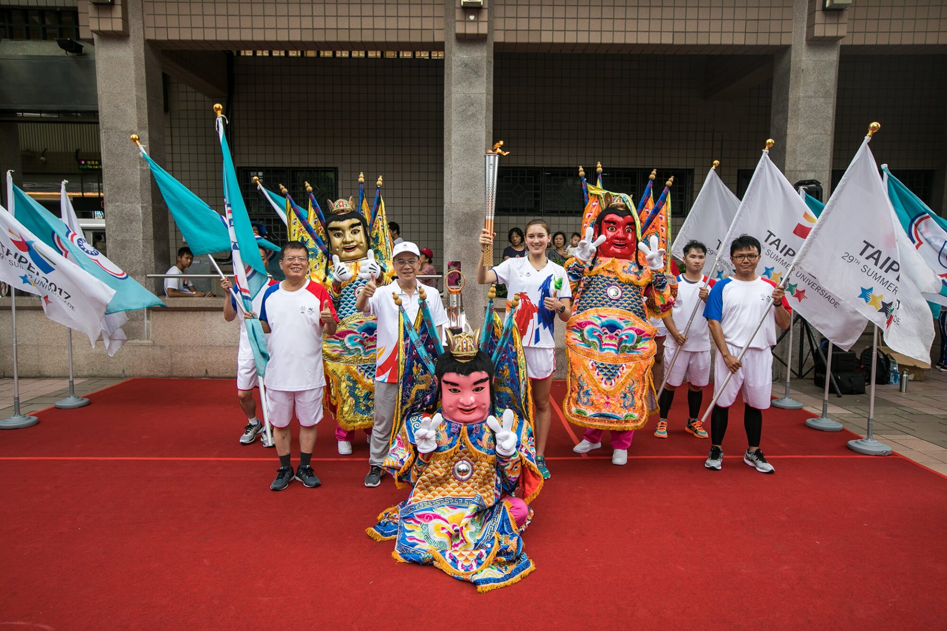 寶宥是一群企劃、設計、影像、硬體技術人員的集合，統籌整合您活動上一切的需求，是您活動上最可靠的選擇