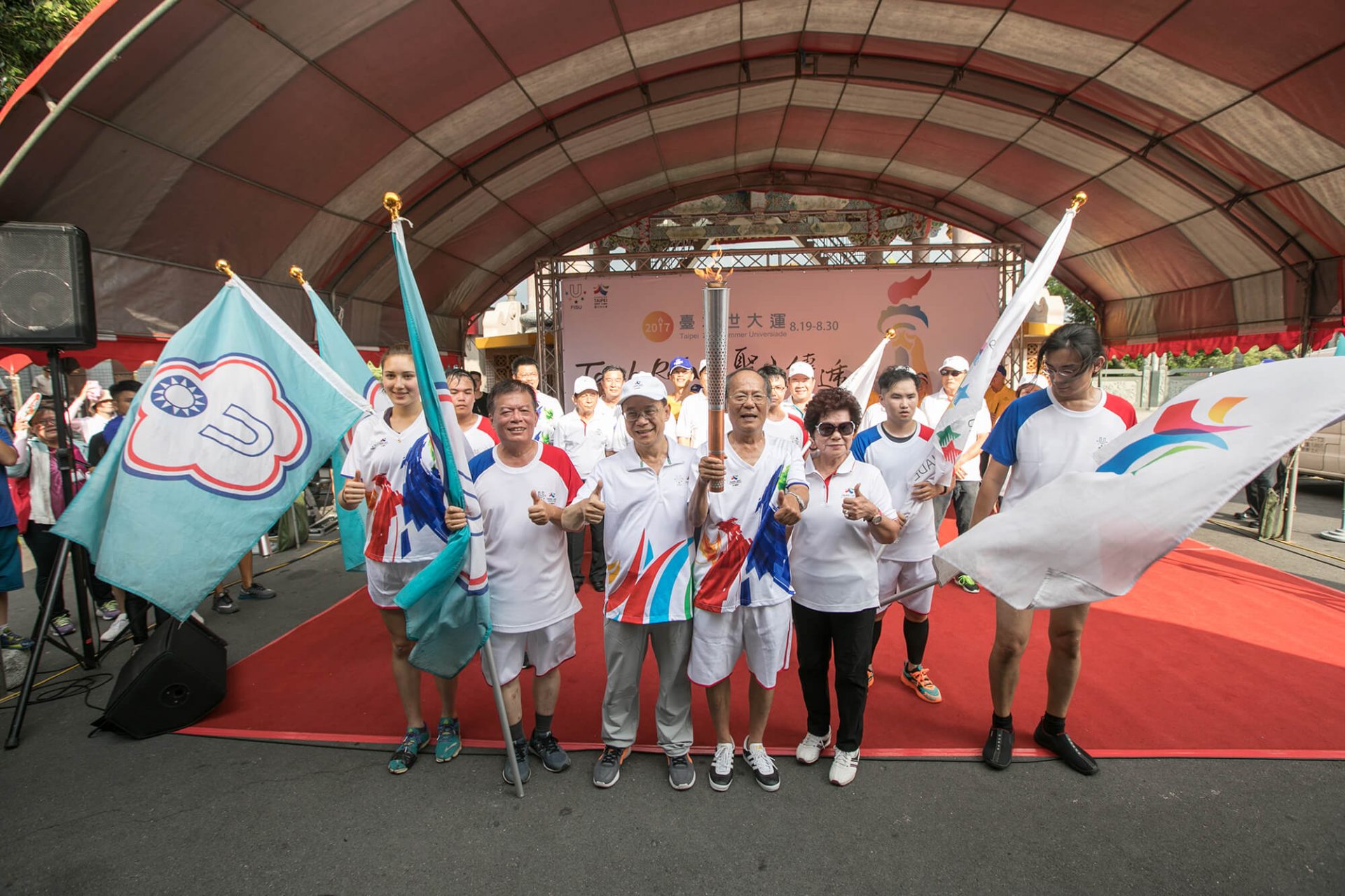 寶宥是一群企劃、設計、影像、硬體技術人員的集合，統籌整合您活動上一切的需求，是您活動上最可靠的選擇