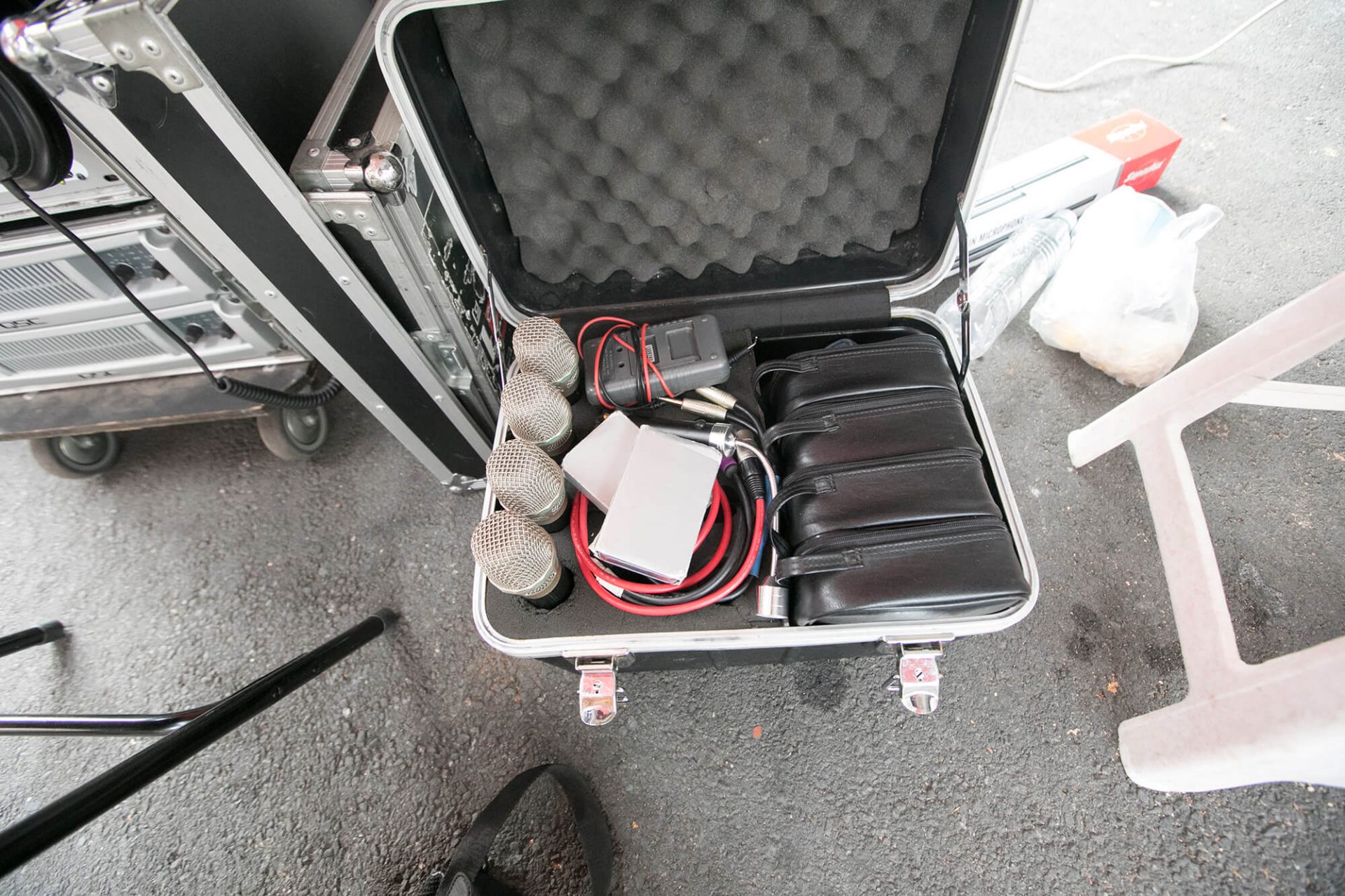 寶宥是一群企劃、設計、影像、硬體技術人員的集合，統籌整合您活動上一切的需求，是您活動上最可靠的選擇