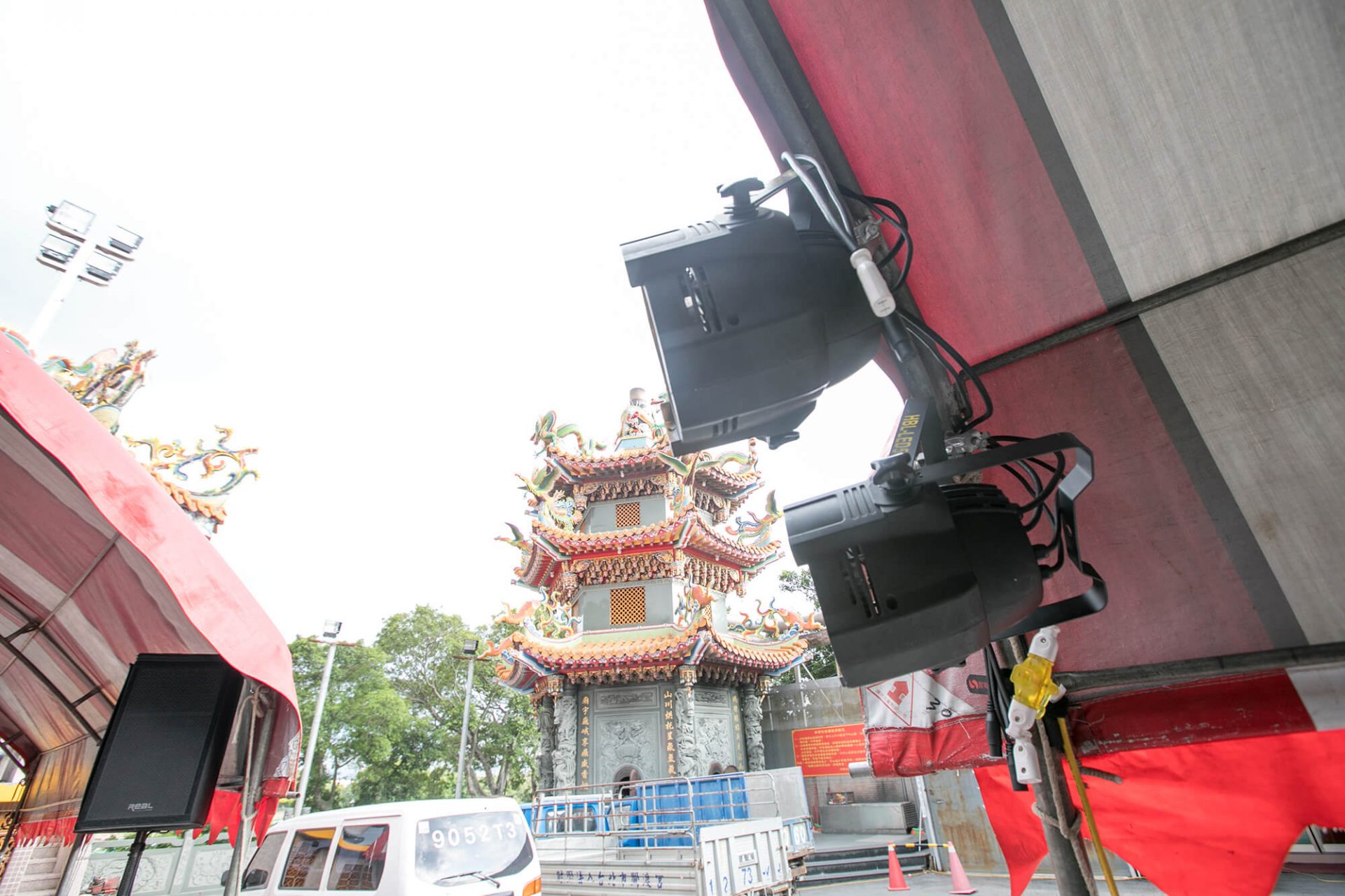 寶宥是一群企劃、設計、影像、硬體技術人員的集合，統籌整合您活動上一切的需求，是您活動上最可靠的選擇