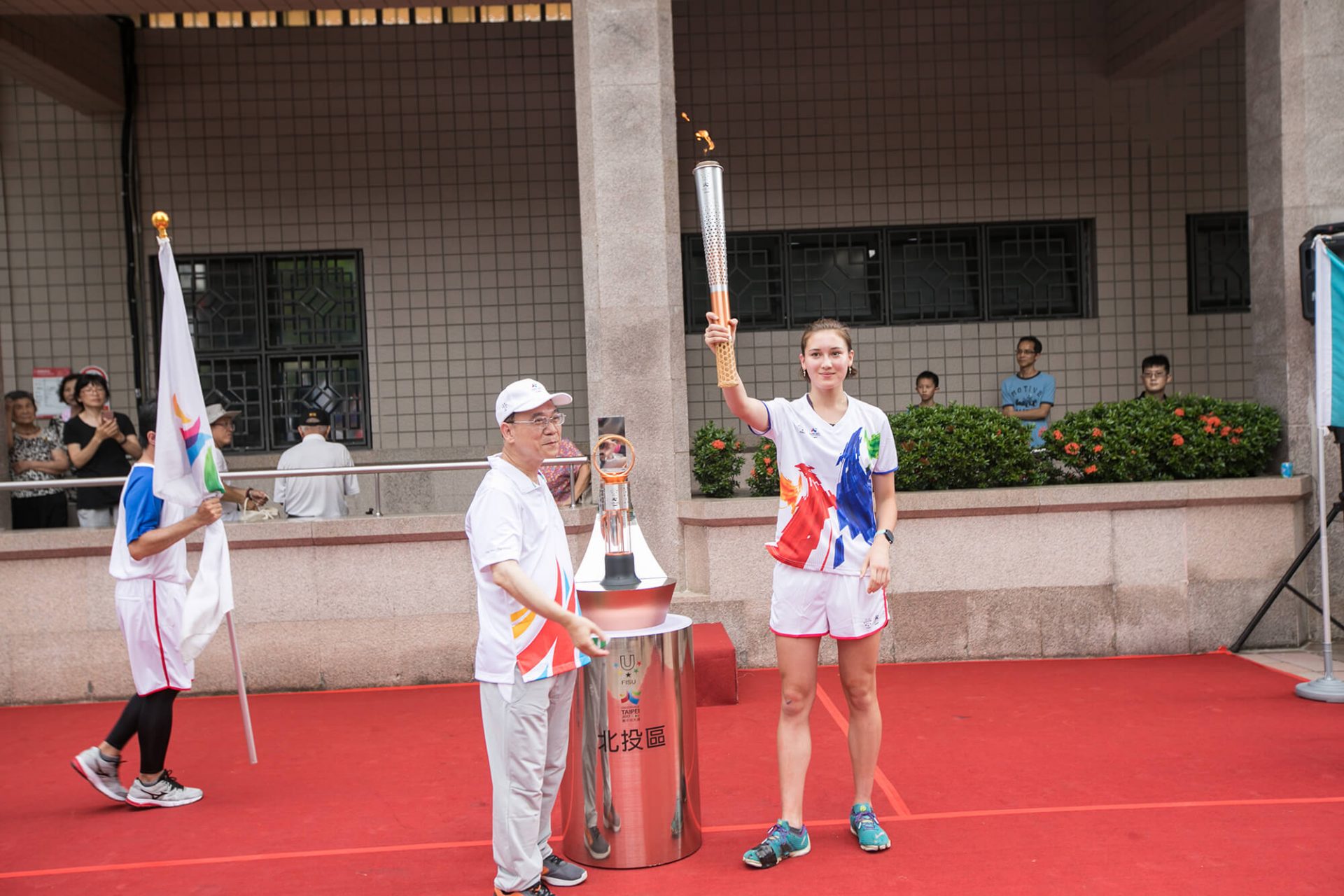 寶宥是一群企劃、設計、影像、硬體技術人員的集合，統籌整合您活動上一切的需求，是您活動上最可靠的選擇