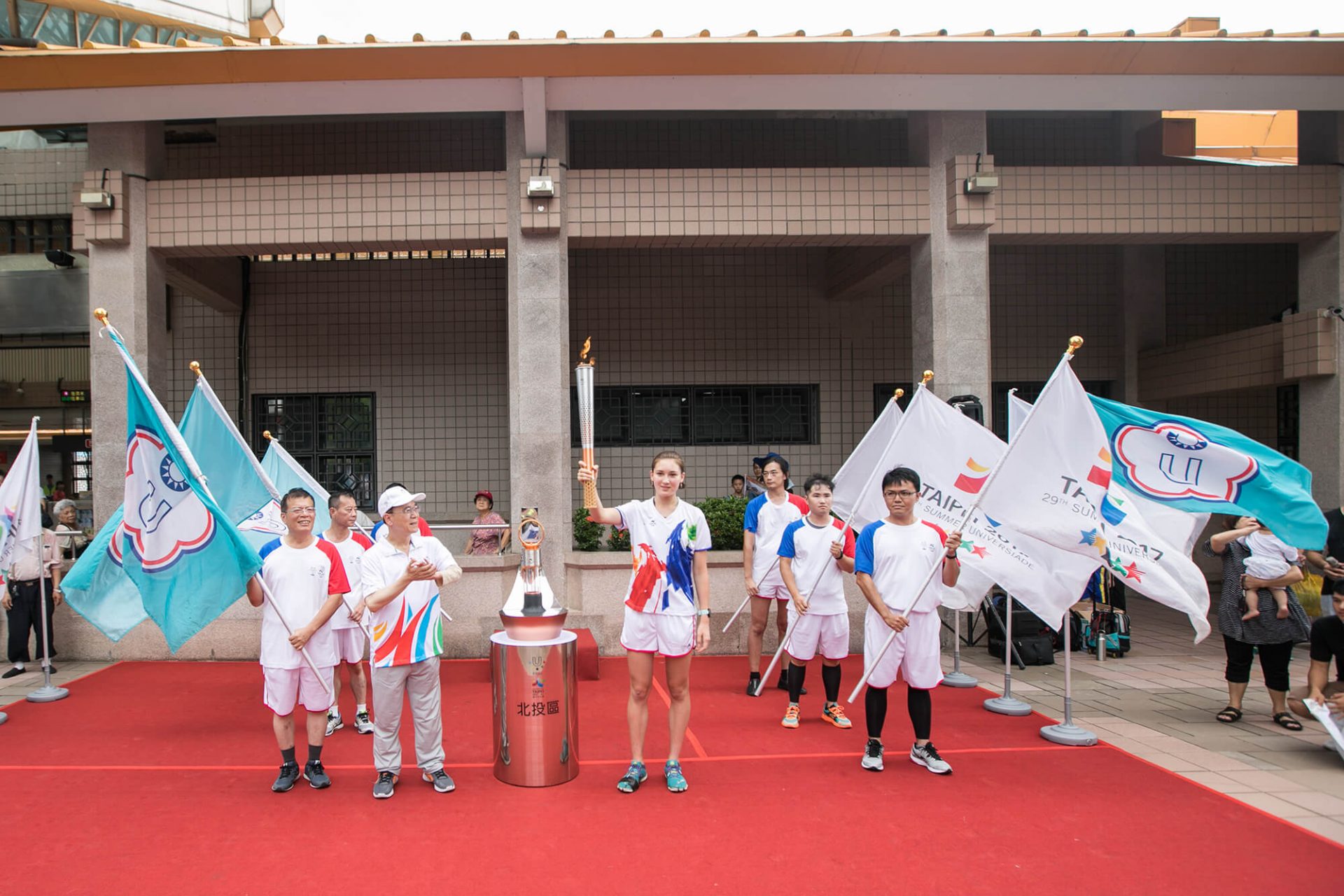 寶宥是一群企劃、設計、影像、硬體技術人員的集合，統籌整合您活動上一切的需求，是您活動上最可靠的選擇