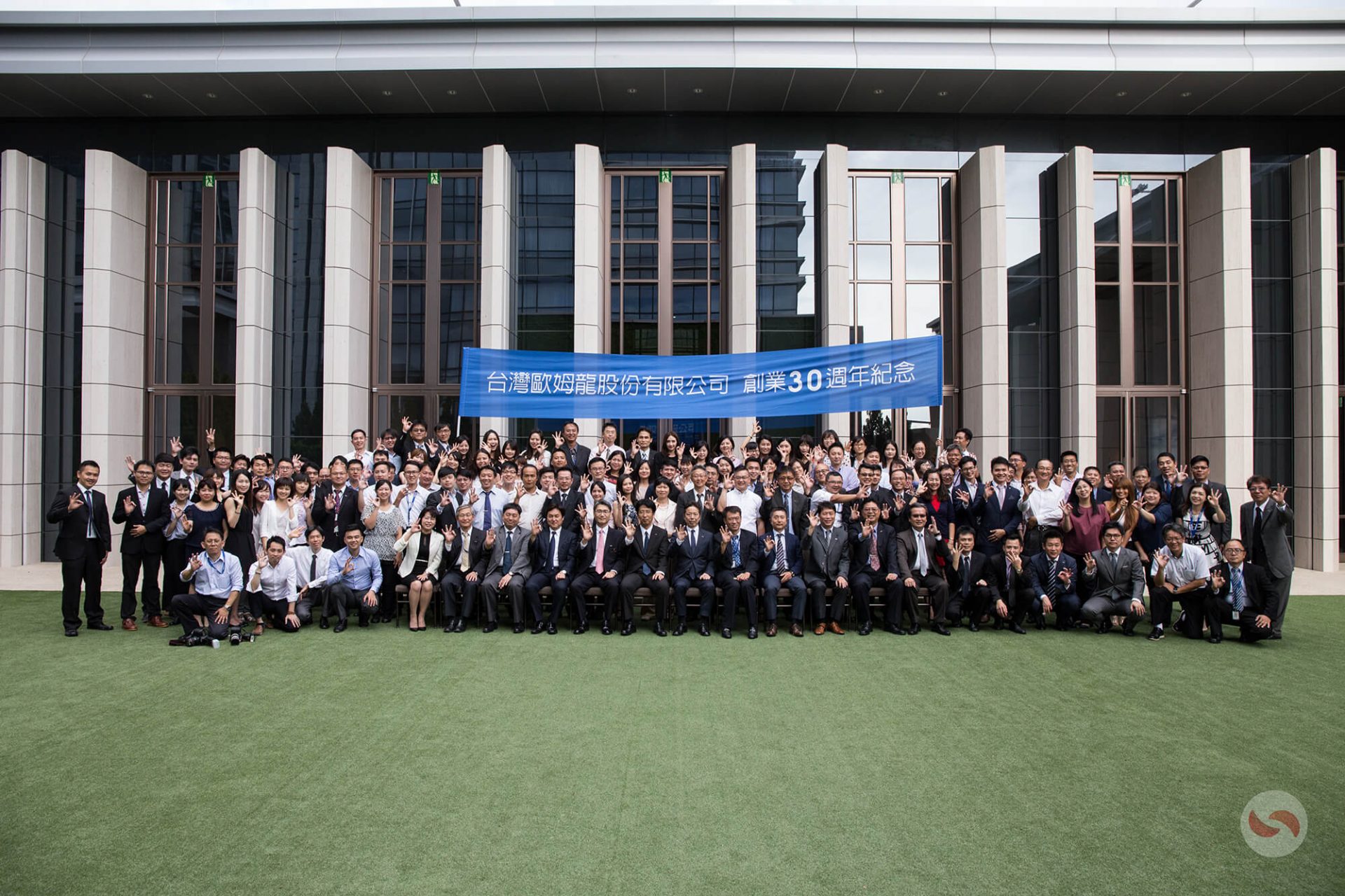 寶宥是一群企劃、設計、影像、硬體技術人員的集合，統籌整合您活動上一切的需求，是您活動上最可靠的選擇