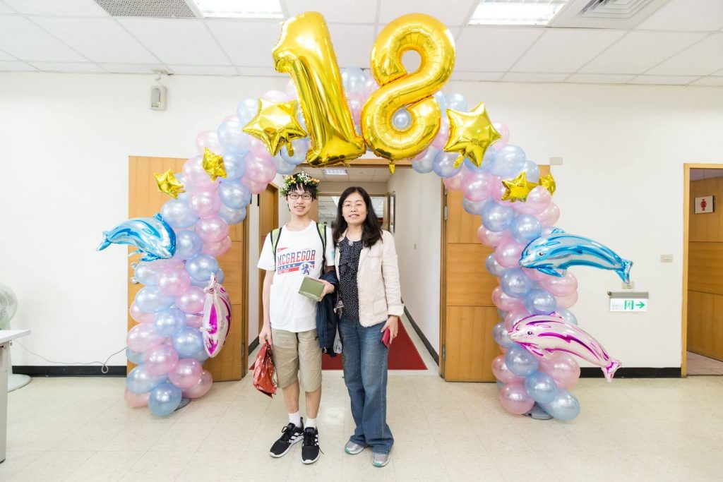 寶宥是一群企劃、設計、影像、硬體技術人員的集合，統籌整合您活動上一切的需求，是您活動上最可靠的選擇