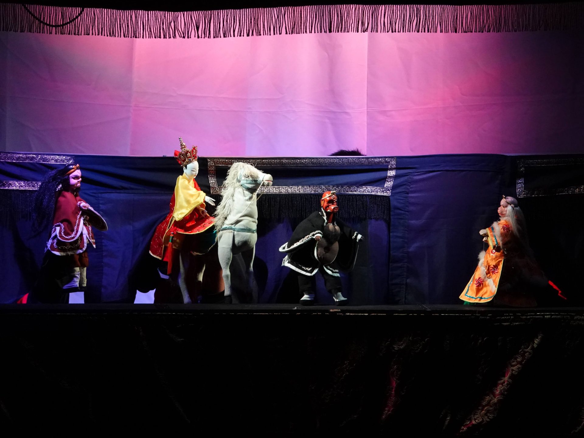 寶宥是一群企劃、設計、影像、硬體技術人員的集合，統籌整合您活動上一切的需求，是您活動上最可靠的選擇