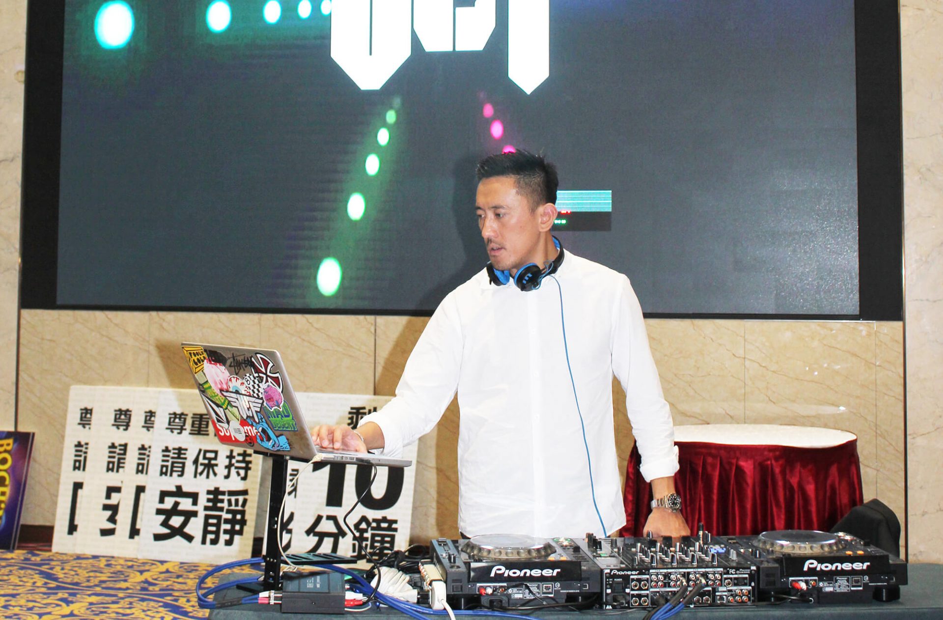 寶宥是一群企劃、設計、影像、硬體技術人員的集合,統籌整合您活動上一切的需求,是您活動上最可靠的選擇